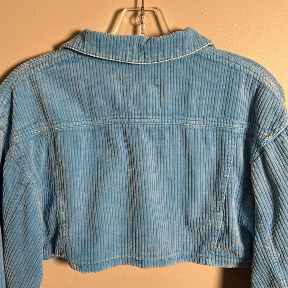 BDG Carissa Corduroy Cropped Jacket Blue Button Closure Size XS 100% Cotton - Picture 7 of 11